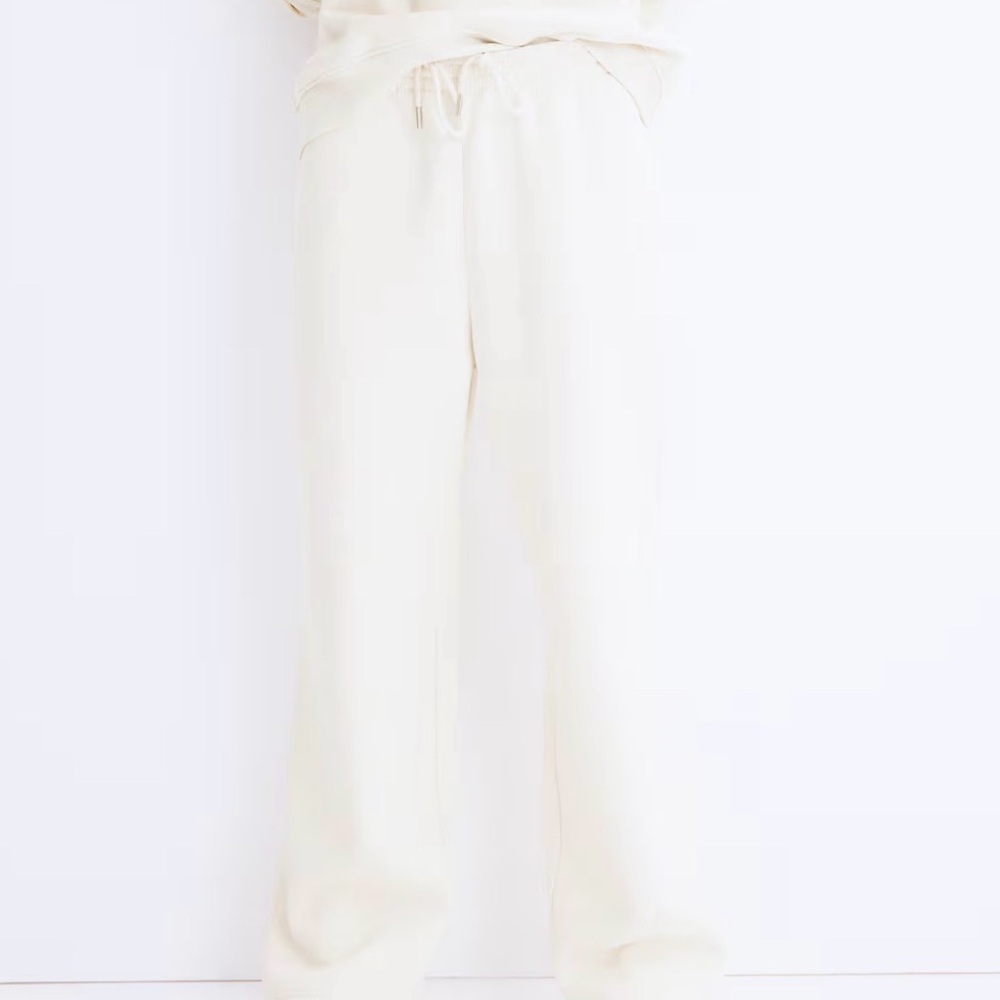 H&M Women's Off-White Joggers